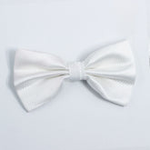 WHITE TEXTURED BOW TIE
